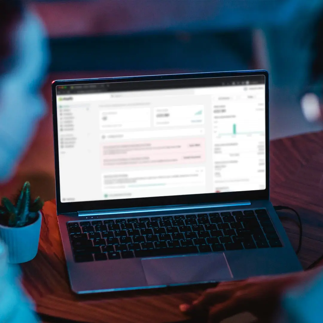 Hire dedicated Laravel developer